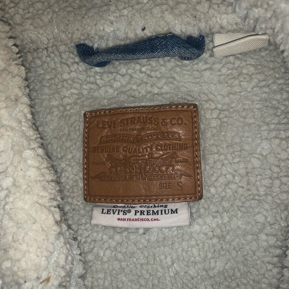 Levi’s Sherpa Denim Jacket - Picture 3 of 3